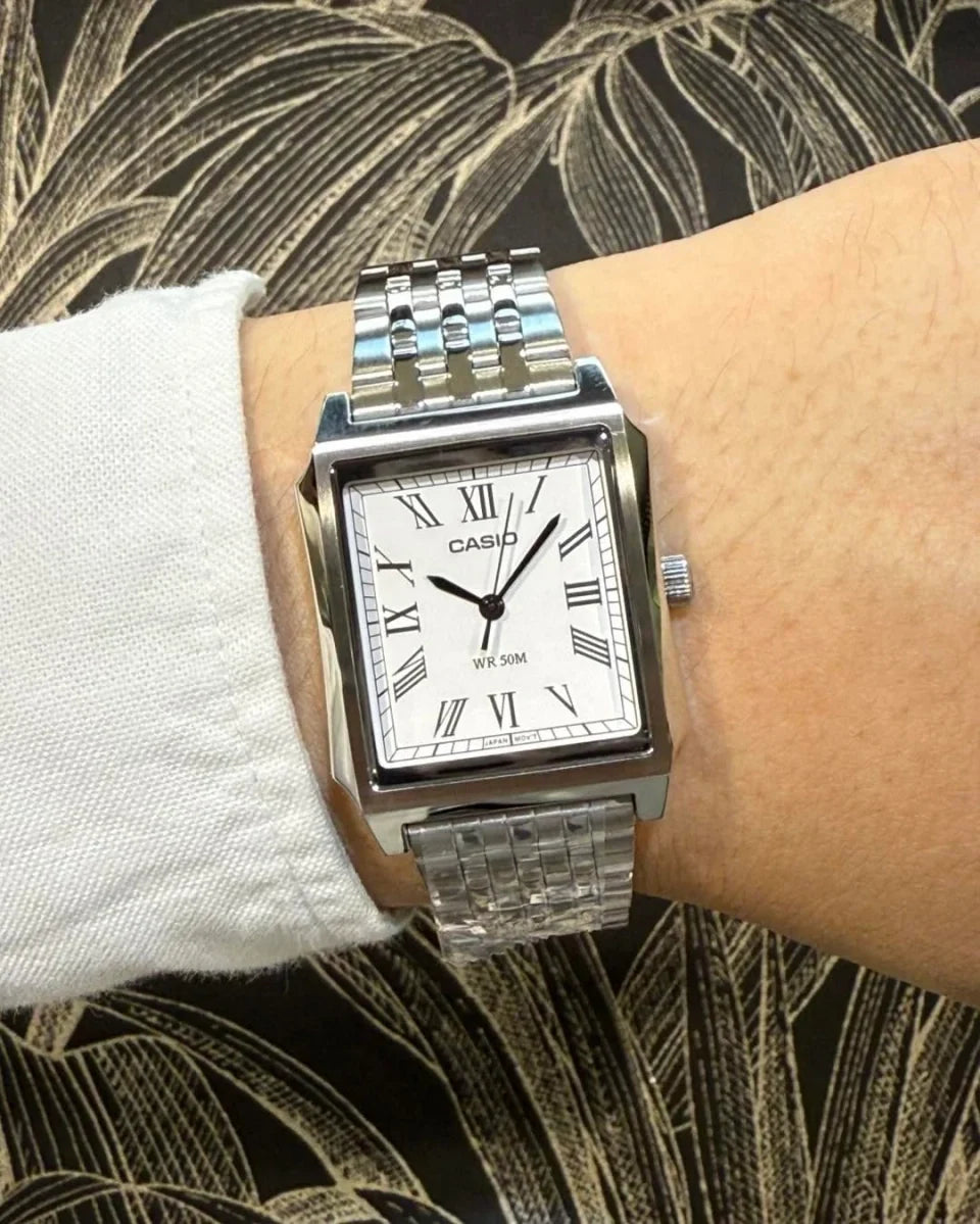 Reloj Casio MTP-B190D-7BV Blanco