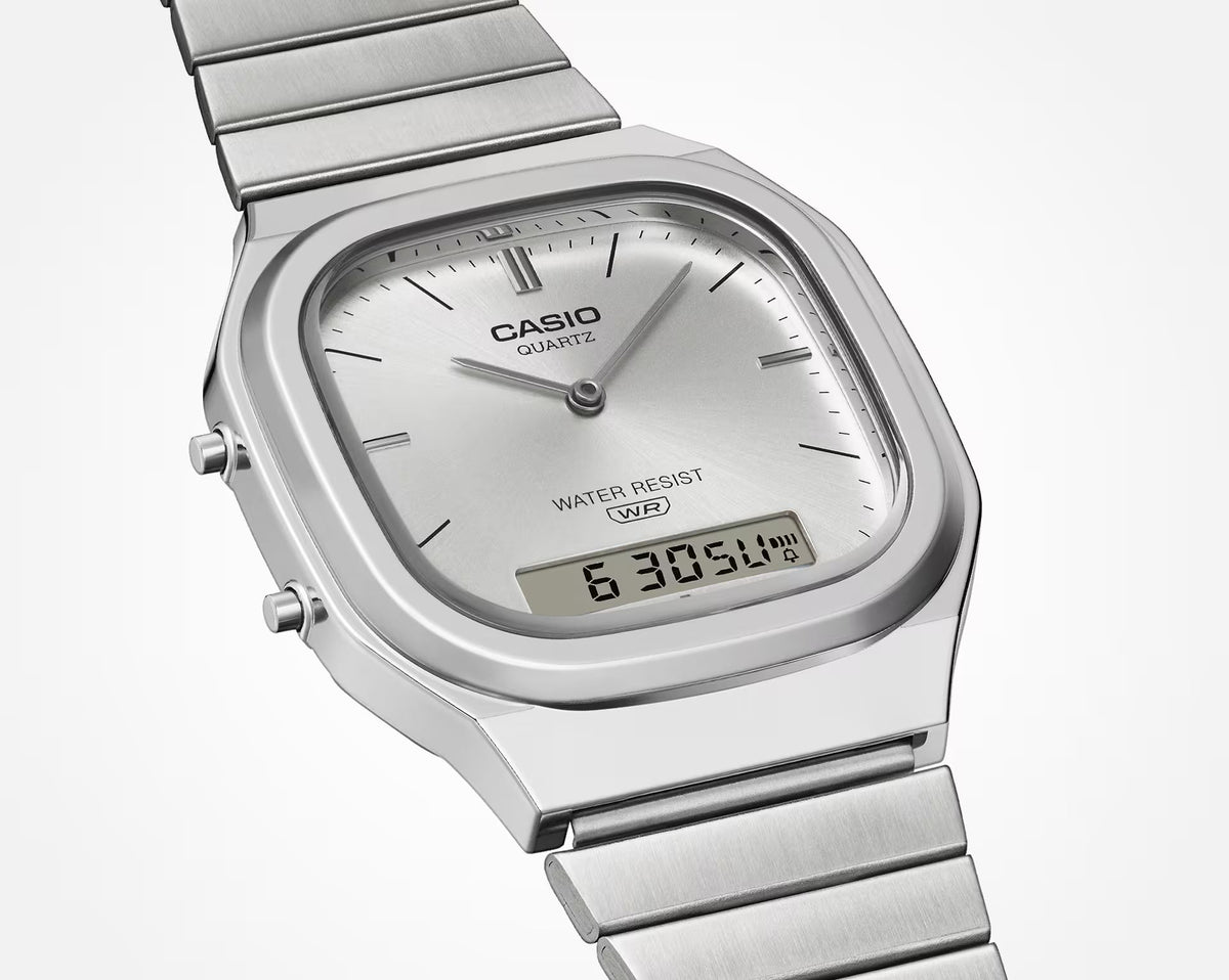 Reloj Casio Vintage AQ-240E-7A Plateado