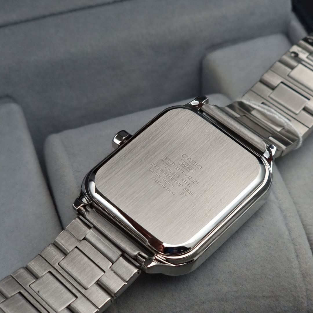 Reloj Casio MTP-M305D-4AV Rojo