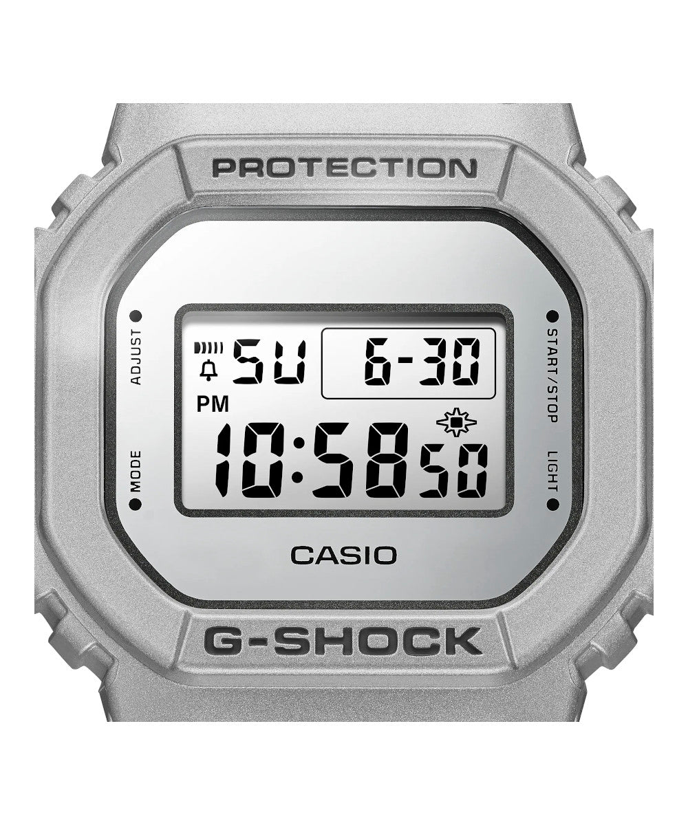Reloj Casio G-Shock DW-5600FF-8 Plateado