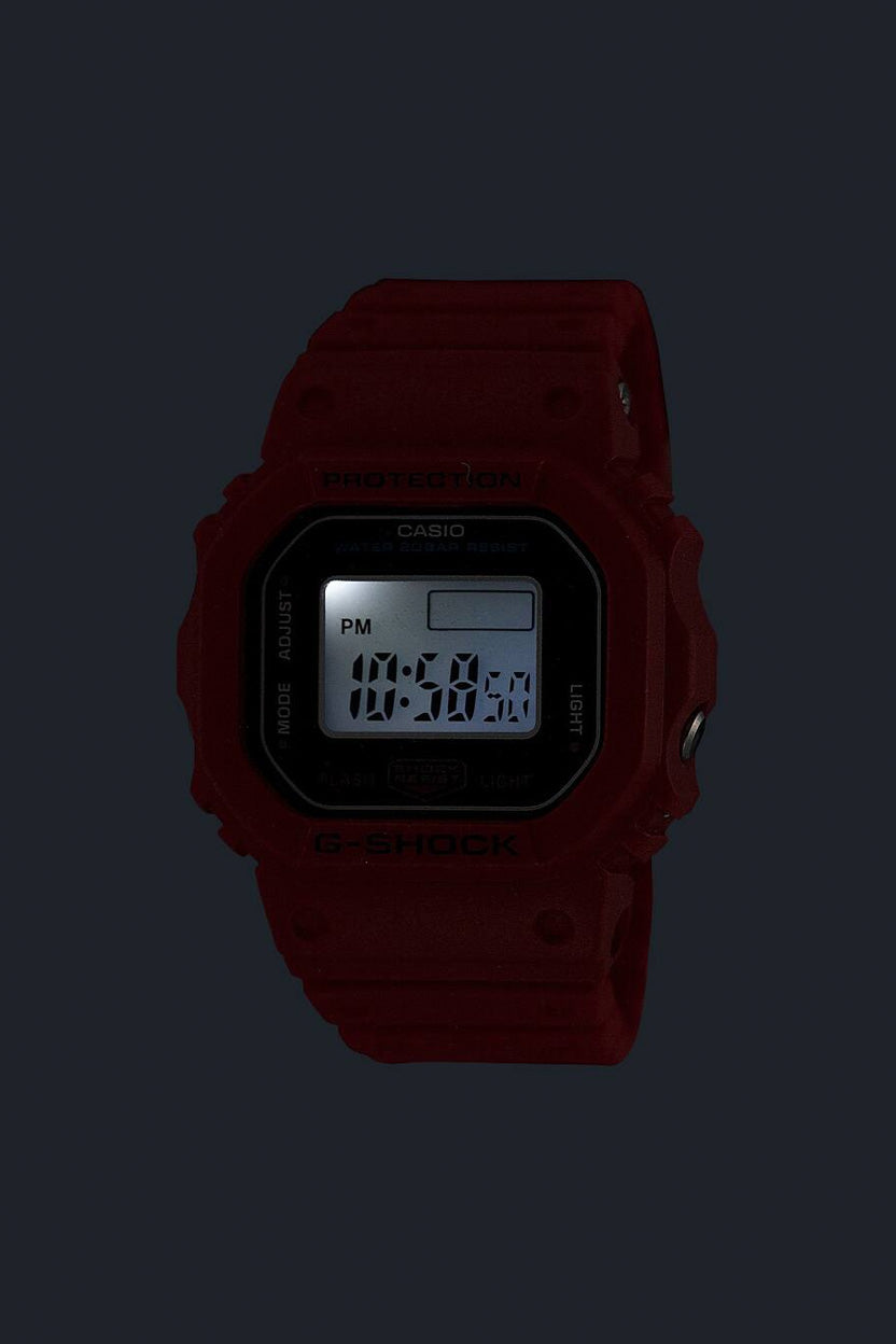 Reloj Casio G-Shock DWN-5600-4 Rojo