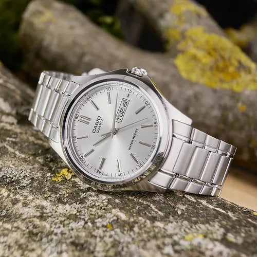 Reloj Casio MTP-1239D-7A Blanco