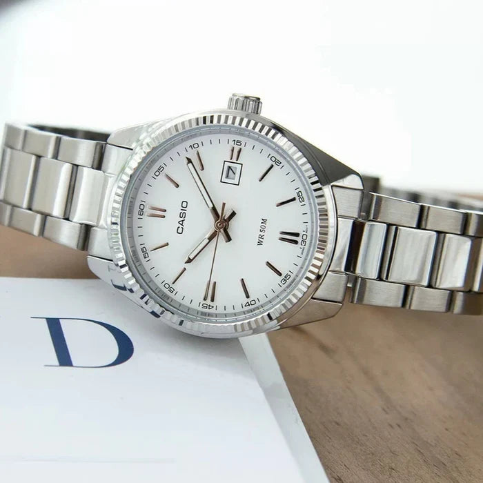 Reloj Casio MTP-1302D-7A1V Blanco