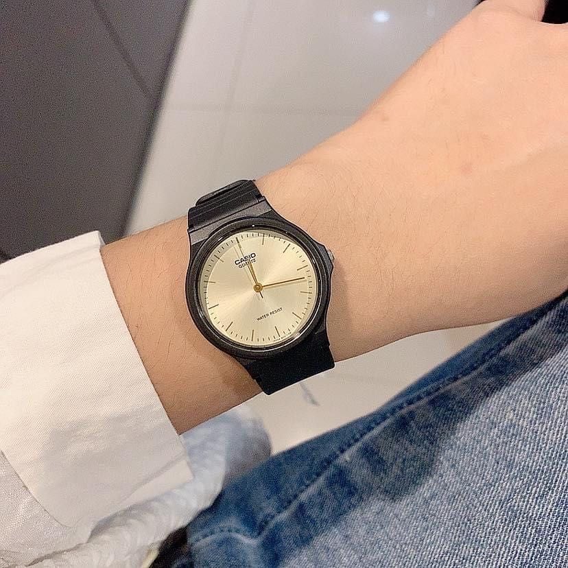 Reloj Casio MQ-24-9EL Negro