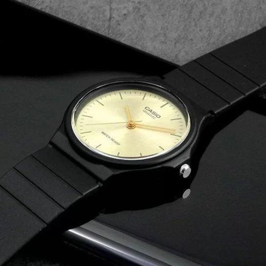 Reloj Casio MQ-24-9EL Negro