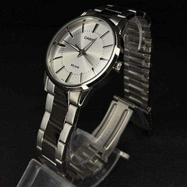 Reloj Casio MTP-1303D-7AV Blanco
