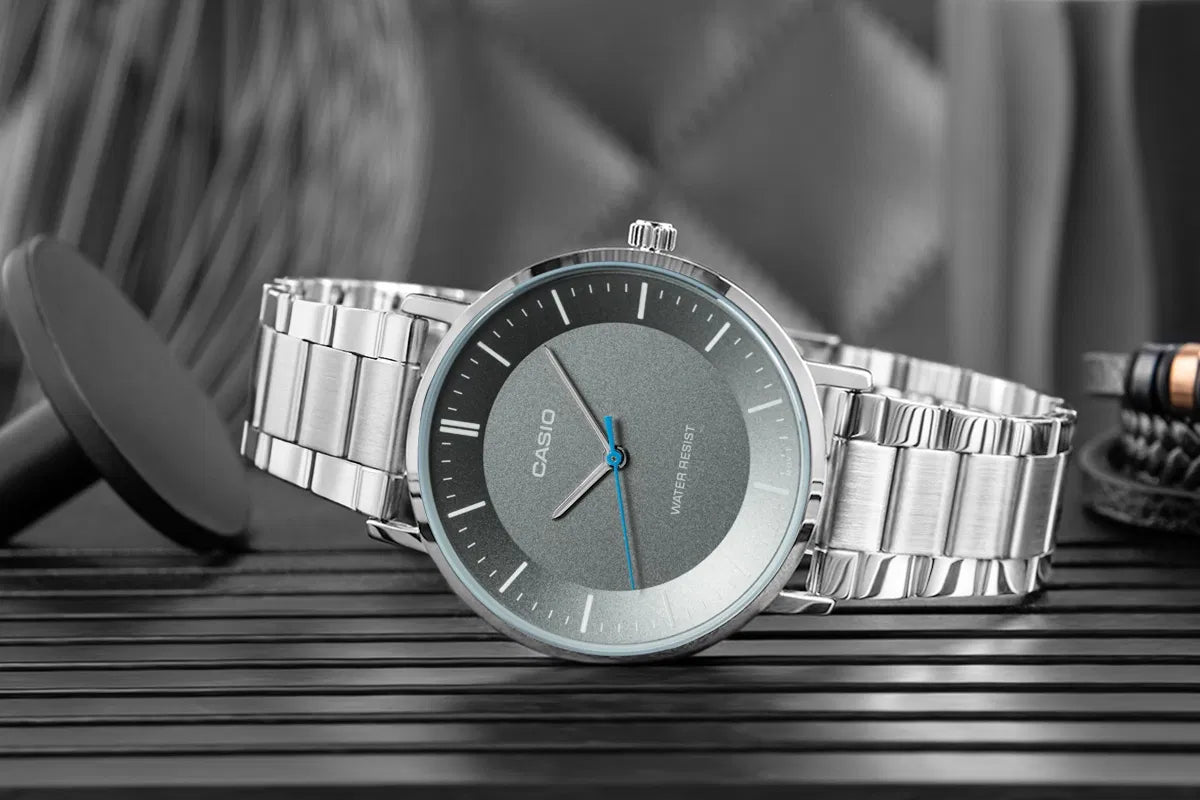 Reloj Casio MTP-VT04D-8E Gris