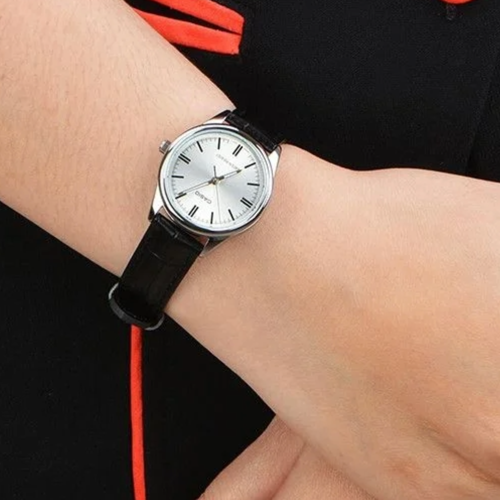 Reloj Casio LTP-V005L-7AU Blanco