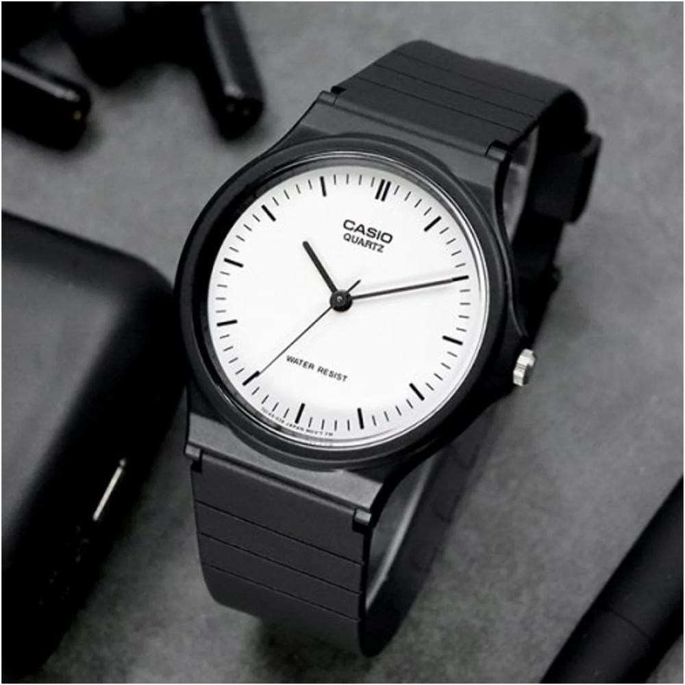 Reloj Casio MQ-24-7EL Blanco