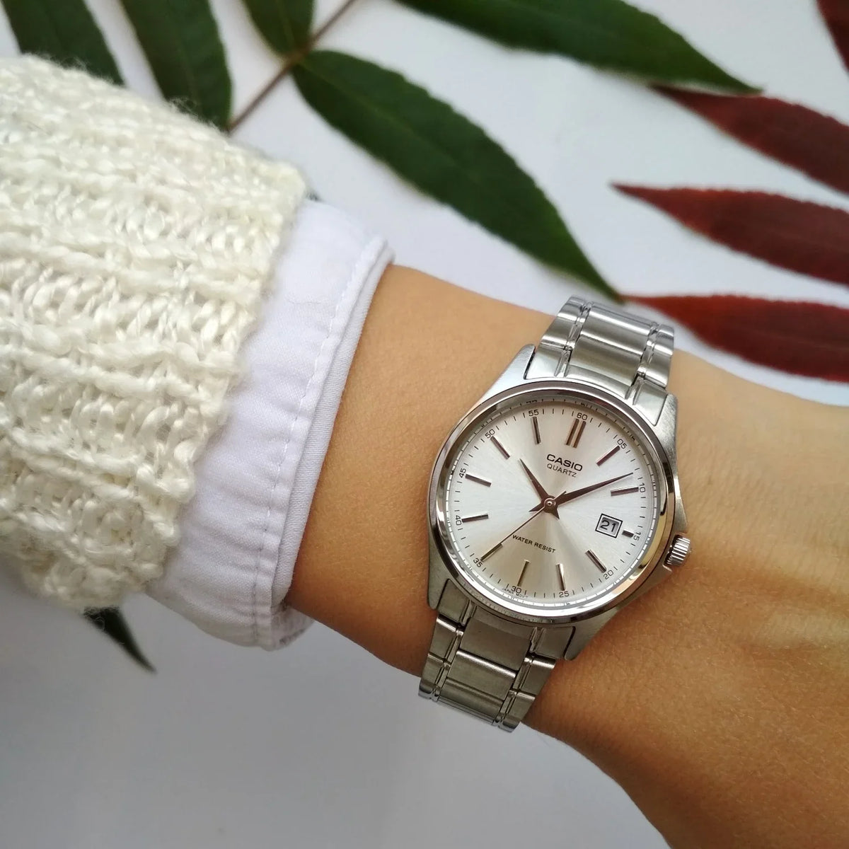 Reloj Casio LTP-1183A-7A Blanco