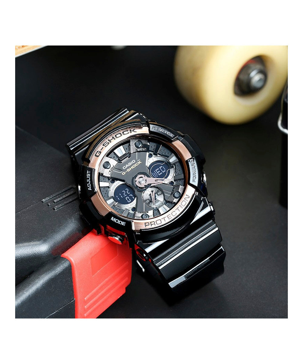 Reloj Casio G-Shock GA-200SH-8A Plateado