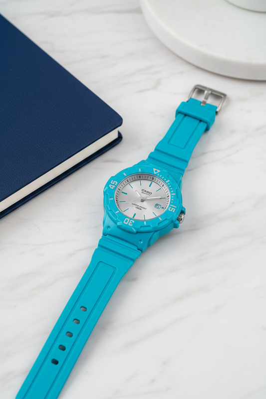 Reloj Casio LRW-200H-2E3V Azul