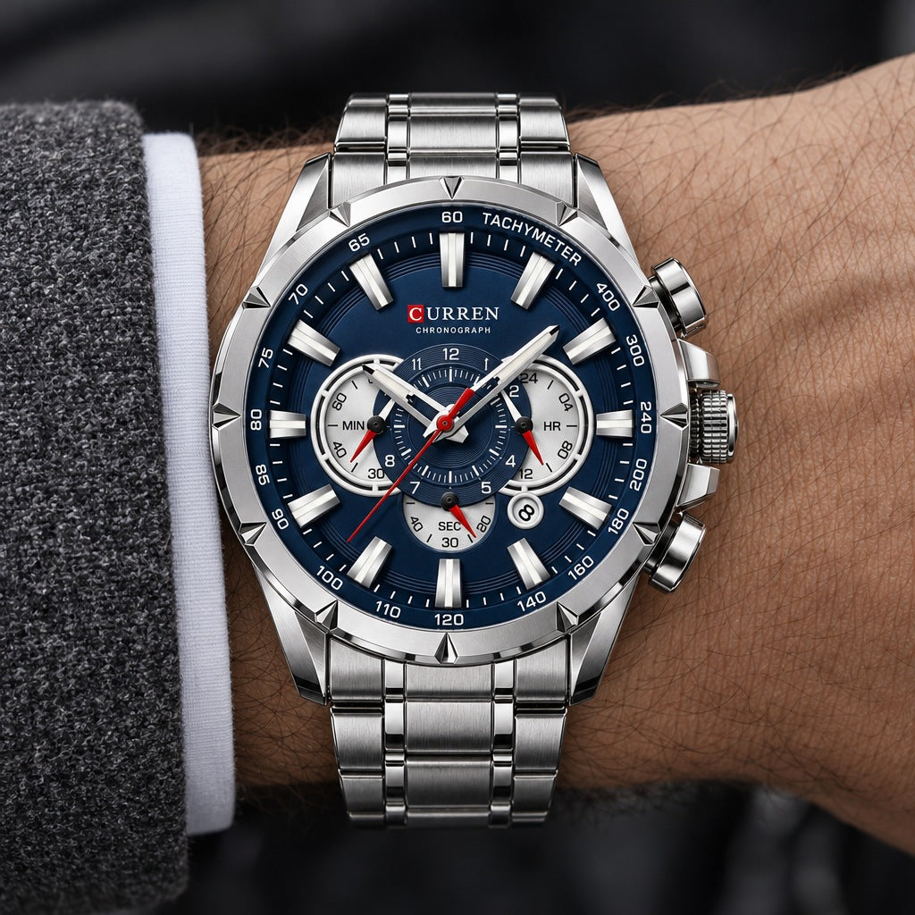 Reloj Curren 8363 Plata Fondo Azul – en la muñeca