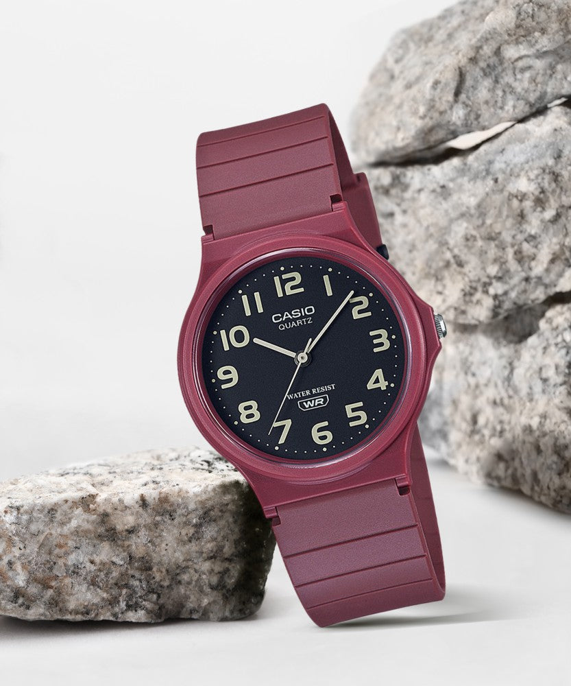 Reloj Casio MQ-24UC-4B Rojo