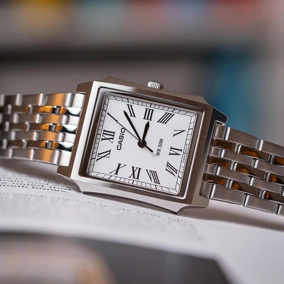 Reloj Casio MTP-B190D-7BV Blanco